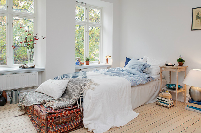 dom-wnetrze-sypialnie-w-stylu-skandynawskim-dekoracje